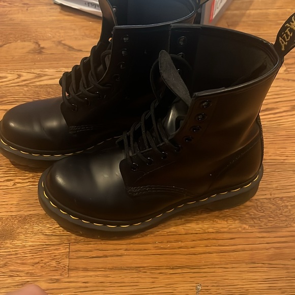 Dr. Martin boots - Picture 4 of 4